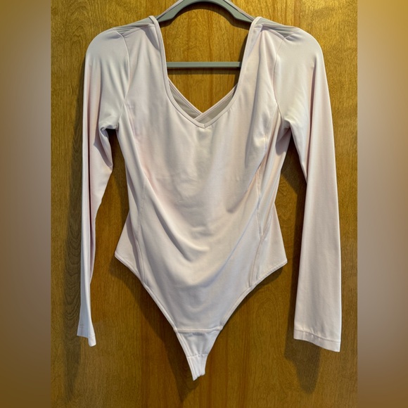 Lululemon Women s Align Mesh Bodysuit Special Edition Pink Sz 6 - Picture 1 of 7